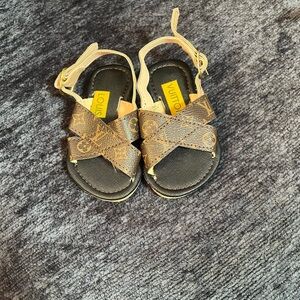 Louis Vuitton Brown Monogram Crisscross Kids Sandals with Black Footbed